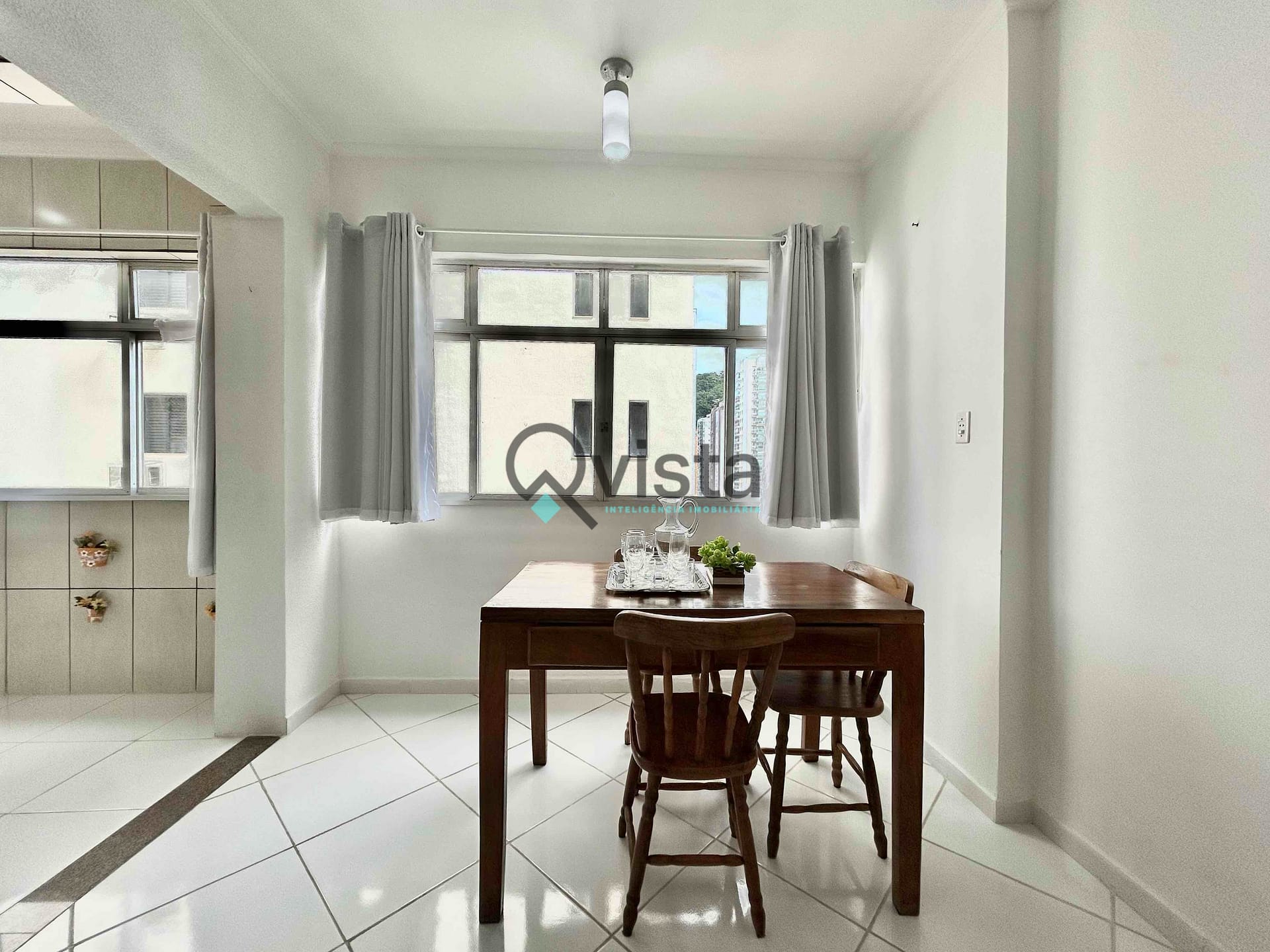 Apartamento à venda com 1 quarto, 55m² - Foto 2