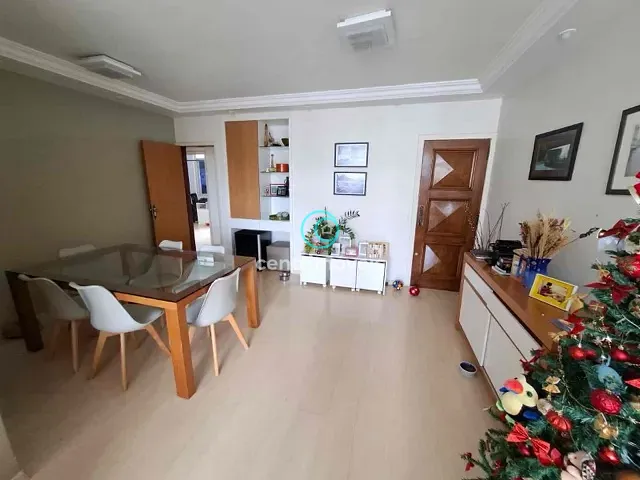 Apartamento com 108m² 3 quartos e 1 banheiro, à venda, no bairro Grajaú em Rio de Janeiro
