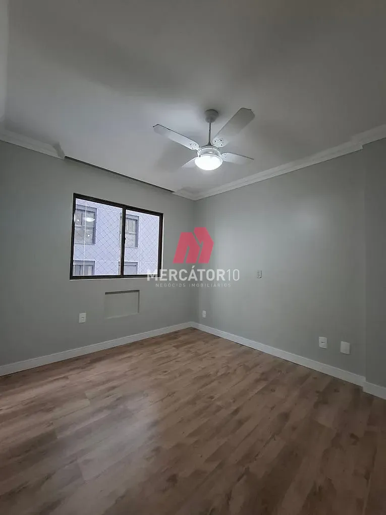 Apartamento com 3 Dormitórios no Bairro Barra Sul em Balneário Camboriú — foto 7
