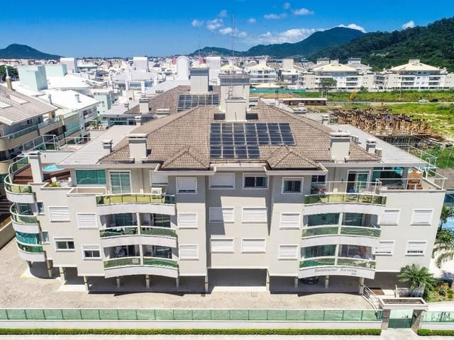 Apartamento 2 quartos e 2 banheiros, à venda, no bairro Ingleses do Rio Vermelho em Florianópolis