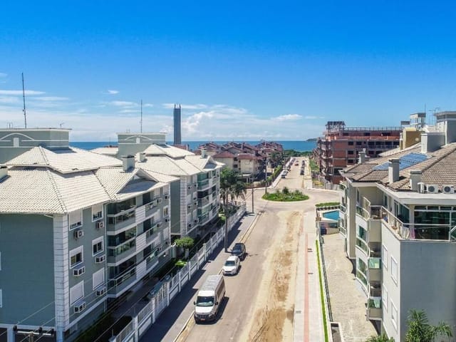 Apartamento 2 quartos e 2 banheiros, à venda, no bairro Ingleses do Rio Vermelho em Florianópolis