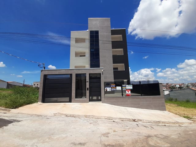 Foto do Apartamento - Apartamento 3 dormitórios para locação, 90 m2 - Residencial Sant'ana I, Lavras, MG | Seu Lugar - Imobiliária Descomplicada