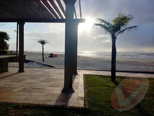 Apartamento 1 quarto e 2 banheiros, à venda, no bairro Caiçara em Praia Grande