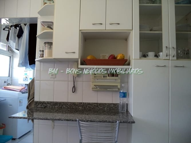 Apartamento para alugar com 2 quartos, 80m² - Foto 25
