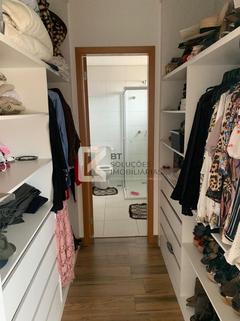 Apartamento para alugar com 3 quartos, 116m² - Foto 12