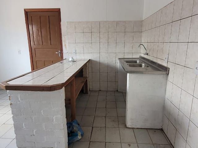 Apartamento 2 quartos e 1 banheiro, para alugar, no bairro Ingleses em Florianópolis