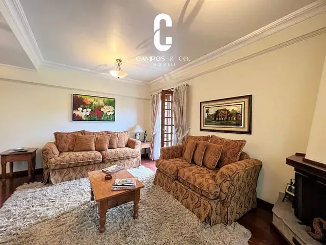 Apartamento 3 quartos e 3 banheiros, à venda, no bairro Vila Capivari em Campos do Jordão