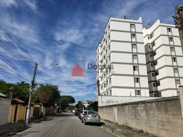 Apartamento à venda, no bairro Vila Bourghese em Pindamonhangaba