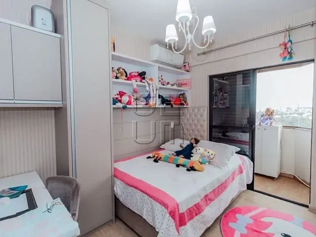 Apartamento com 204m² 4 quartos e 4 banheiros, à venda, no bairro Campo Belo em Londrina