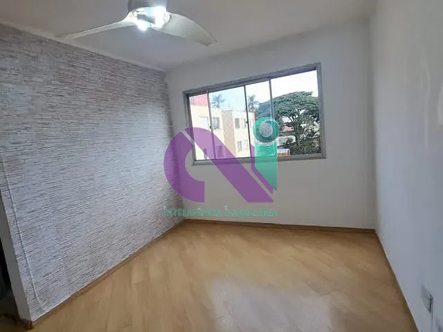 Apartamento 2 quartos e 1 banheiro, para alugar, no bairro Quitaúna em Osasco