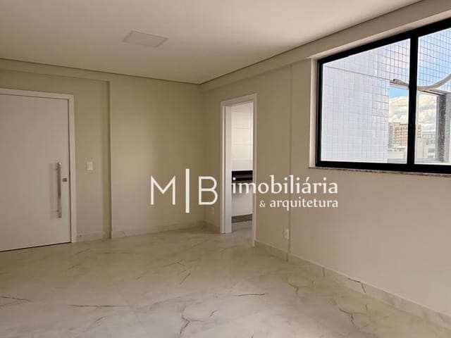 Apartamento 2 quartos e 1 banheiro, à venda, no bairro Centro em Lavras