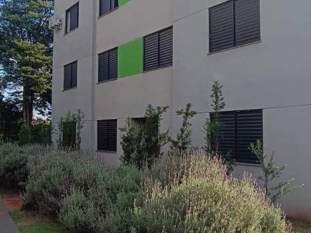 Apartamento 2 quartos e 1 banheiro, à venda, no bairro Centro em Cambé