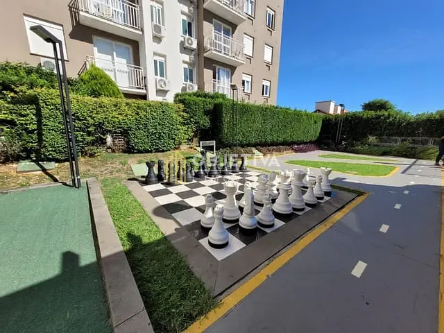 Apartamento 3 quartos e 2 banheiros, à venda, no bairro Jardim Sabará em Porto Alegre