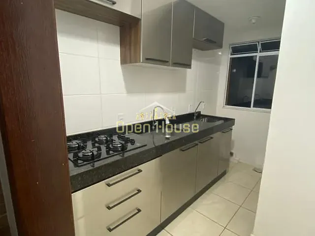 Apartamento 2 quartos e 1 banheiro, para alugar, no bairro Três Poços em Volta Redonda
