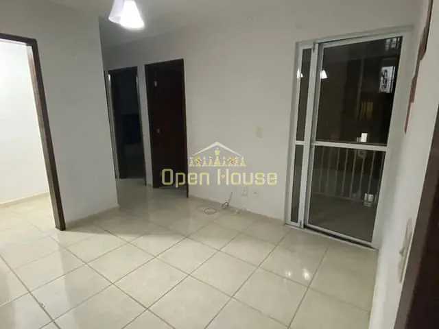 Apartamento 2 quartos e 1 banheiro, para alugar, no bairro Três Poços em Volta Redonda