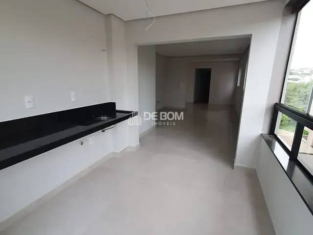 Apartamento 3 quartos e 2 banheiros, à venda, no bairro Jardim Elvira Dias em Poços de Caldas