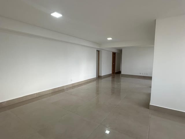 Apartamento com 155m² 3 quartos e 4 banheiros, para alugar, no bairro Setor Bueno em Goiânia