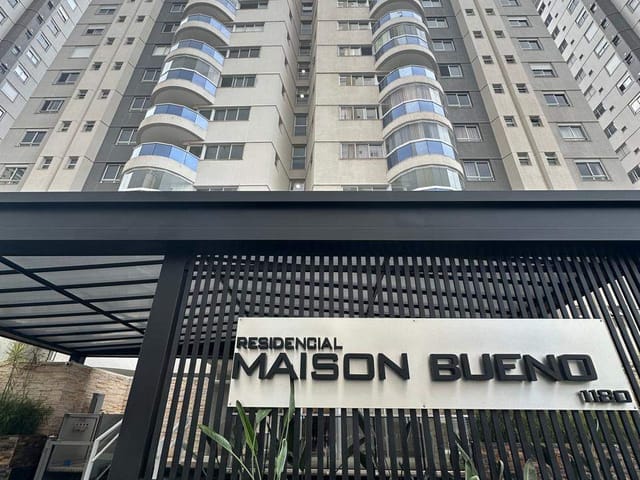 Apartamento com 155m² 3 quartos e 4 banheiros, para alugar, no bairro Setor Bueno em Goiânia