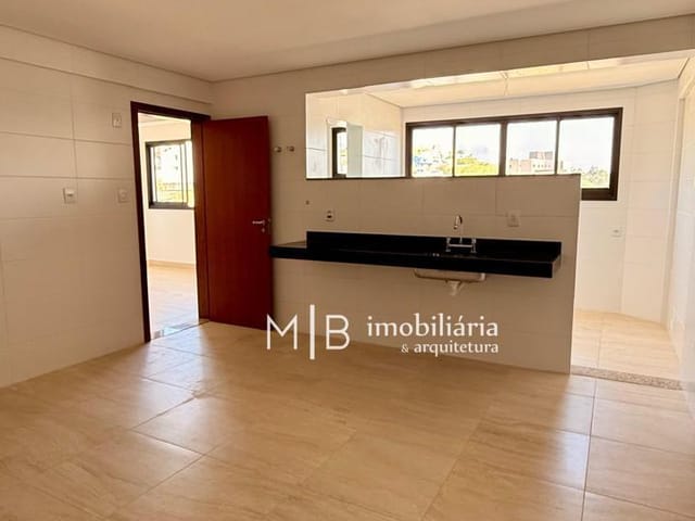 Apartamento 3 quartos e 2 banheiros, à venda, no bairro Dos Ipês em Lavras