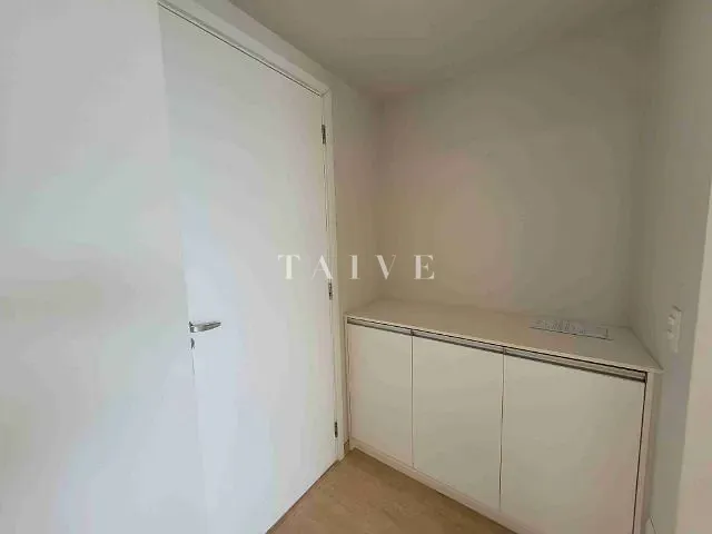 Apartamento com 111m² 3 quartos e 2 banheiros, à venda, no bairro Gleba Fazenda Palhano em Londrina