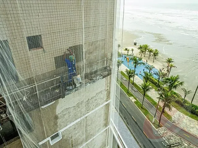 Apartamento 2 quartos e 2 banheiros, à venda, no bairro Real em Praia Grande