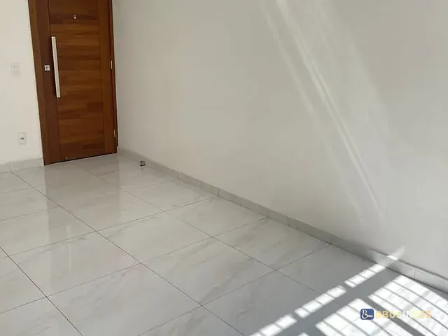 Apartamento com 67m² 2 quartos e 1 banheiro, para alugar, no bairro Parque Tamandaré em Campos dos Goytacazes