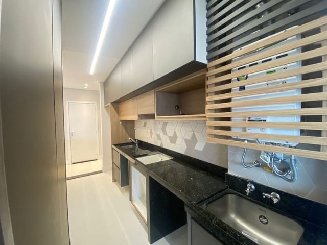 Apartamento com 145m² 3 quartos e 2 banheiros, à venda, no bairro Gleba Palhano em Londrina