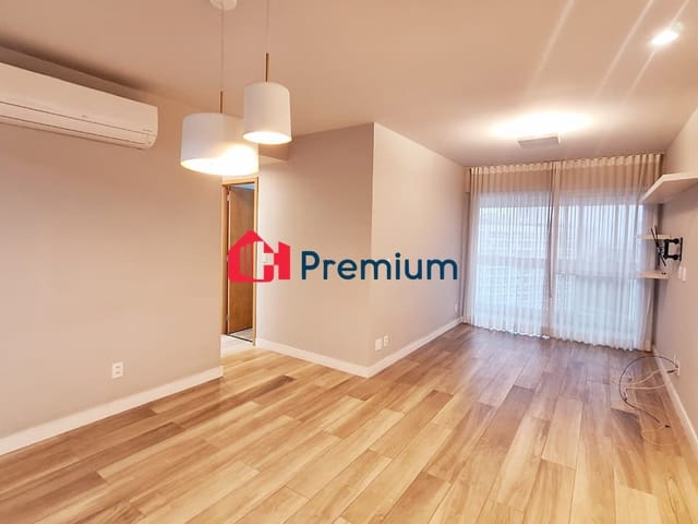 Apartamento 3 quartos e 2 banheiros, à venda, no bairro Recreio dos Bandeirantes em Rio de Janeiro