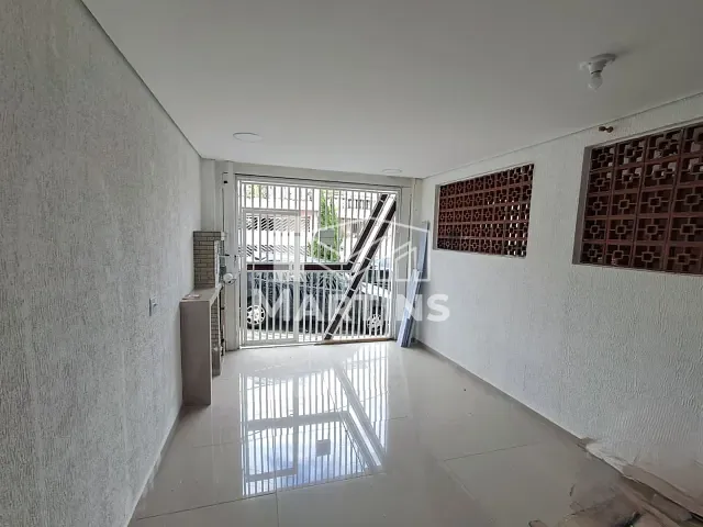 Sobrado 4 quartos e 3 banheiros, à venda, no bairro Jardim Maria Virginia em São Paulo