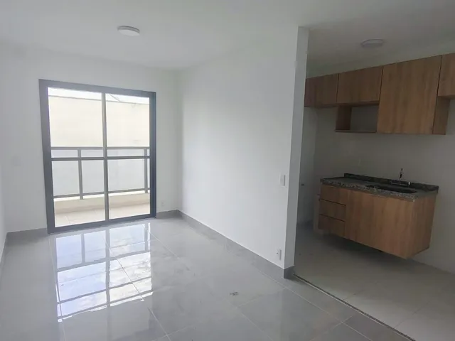 Apartamento 2 quartos e 2 banheiros, para alugar, no bairro Jardim em Santo André