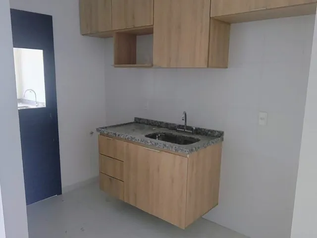 Apartamento 2 quartos e 2 banheiros, para alugar, no bairro Jardim em Santo André