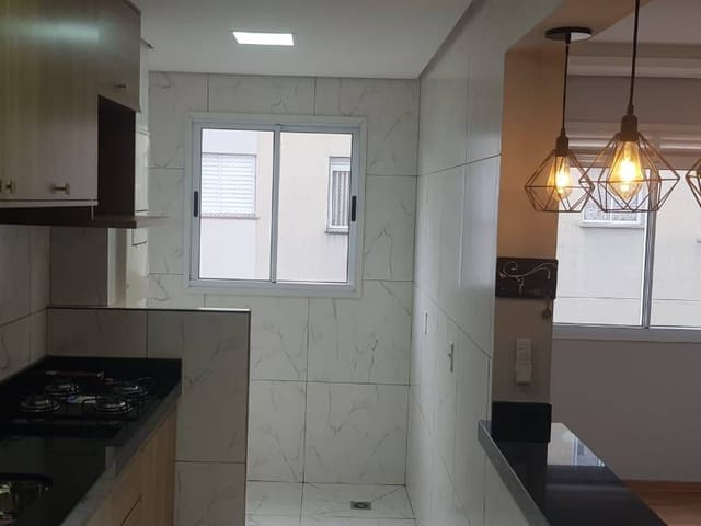 Apartamento 2 quartos e 1 banheiro, à venda, no bairro Centro em Cambé