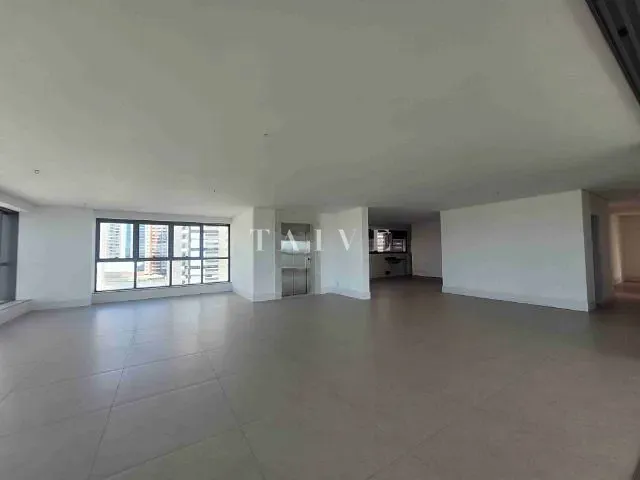 Apartamento com 639m² 3 quartos e 5 banheiros, à venda, no bairro Santa Rosa em Londrina