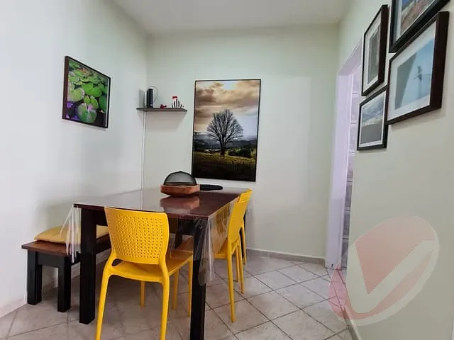 Apartamento 2 quartos e 2 banheiros, à venda, no bairro Flórida em Praia Grande
