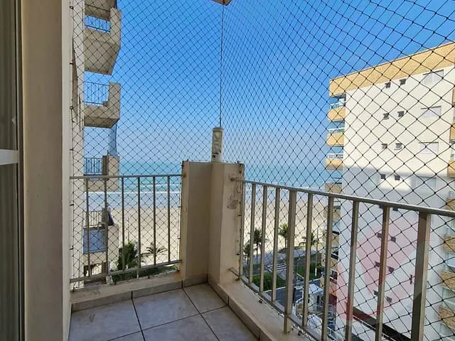 Apartamento 2 quartos e 2 banheiros, à venda, no bairro Flórida em Praia Grande