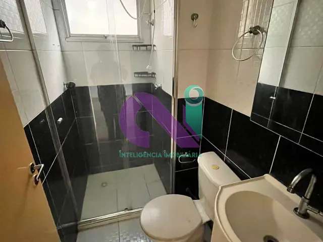 Apartamento 2 quartos e 1 banheiro, para alugar, no bairro Parque Roseira em Carapicuíba