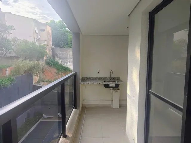 Apartamento 2 quartos e 2 banheiros, para alugar, no bairro Jardim em Santo André