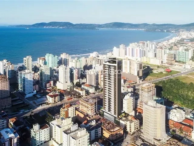 Apartamento 3 quartos e 3 banheiros, à venda, no bairro Meia Praia em Itapema