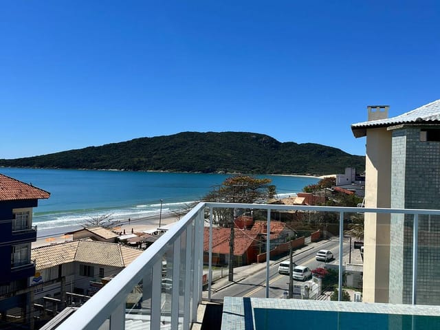 Apartamento 1 quarto e 1 banheiro, para alugar, no bairro Ingleses do Rio Vermelho em Florianópolis