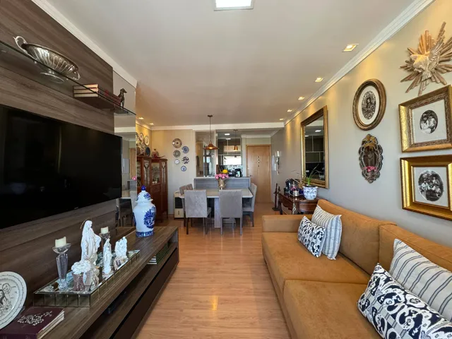 Apartamento com 10m² 3 quartos e 2 banheiros, à venda, no bairro Petrópolis em Londrina