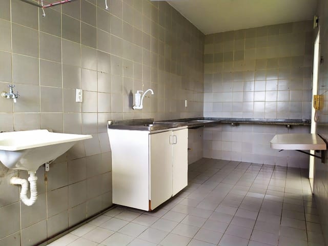 Apartamento com 83m² 3 quartos e 3 banheiros, para alugar, no bairro Vila União em Fortaleza