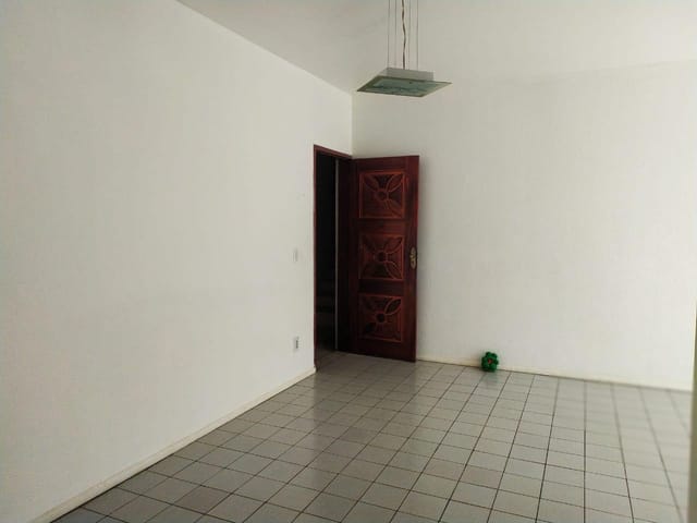 Apartamento com 83m² 3 quartos e 3 banheiros, para alugar, no bairro Vila União em Fortaleza