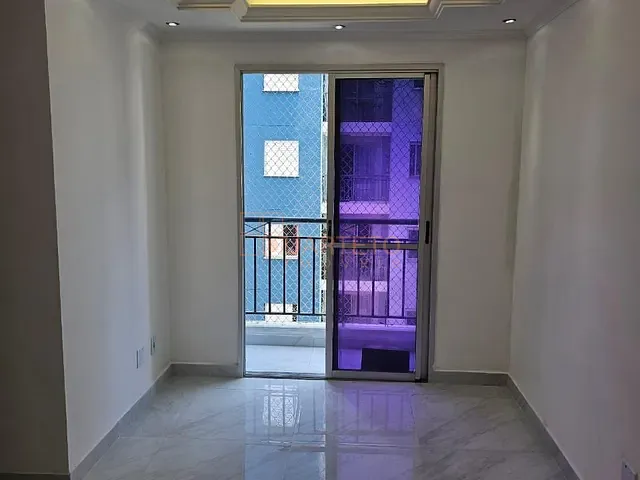 Apartamento 2 quartos e 1 banheiro, à venda, no bairro Parada XV de Novembro em São Paulo
