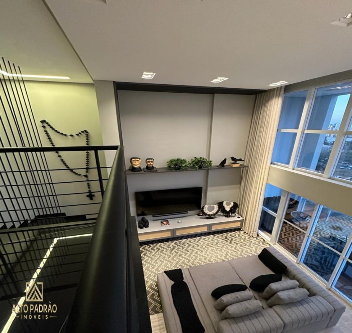 Apartamento à venda com 1 quarto, 83m² - Foto 12