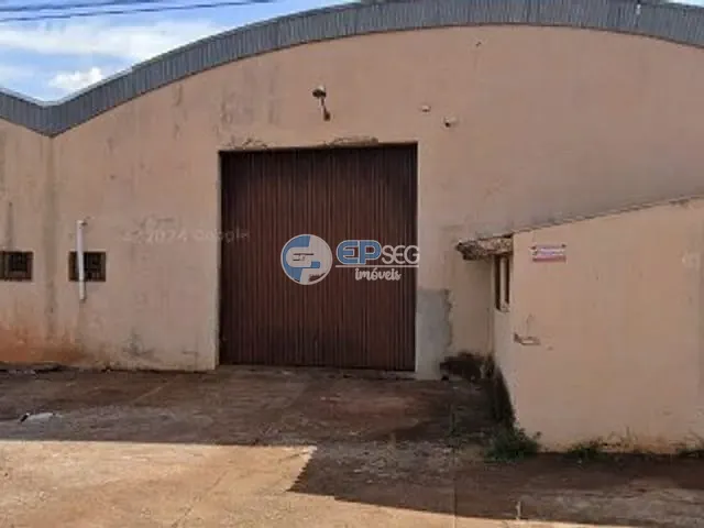 Galpão / Barracão com 2039m², para alugar, no bairro Parque Industrial Cacique em Londrina