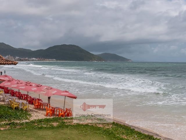 Apartamento com 60m² 1 quarto e 1 banheiro, para alugar, no bairro Ingleses do Rio Vermelho em Florianópolis
