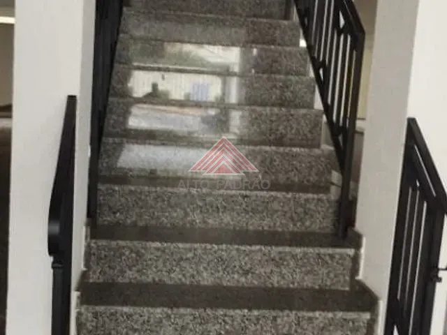 Apartamento 2 quartos e 1 banheiro, à venda, no bairro Campestre em Santo André