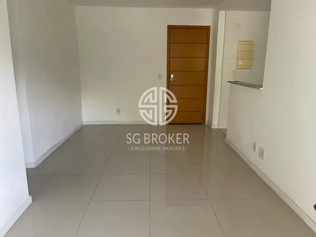 Apartamento 2 quartos e 1 banheiro, à venda, no bairro Recreio do Bandeirantes em Rio de Janeiro