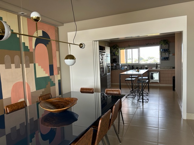 Apartamento com 235m² 4 quartos e 5 banheiros, à venda, no bairro Jardim das Nações em Taubaté