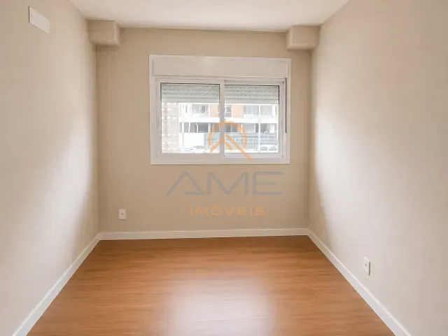 Apartamento 2 quartos e 2 banheiros, à venda, no bairro Três Vendas em Pelotas